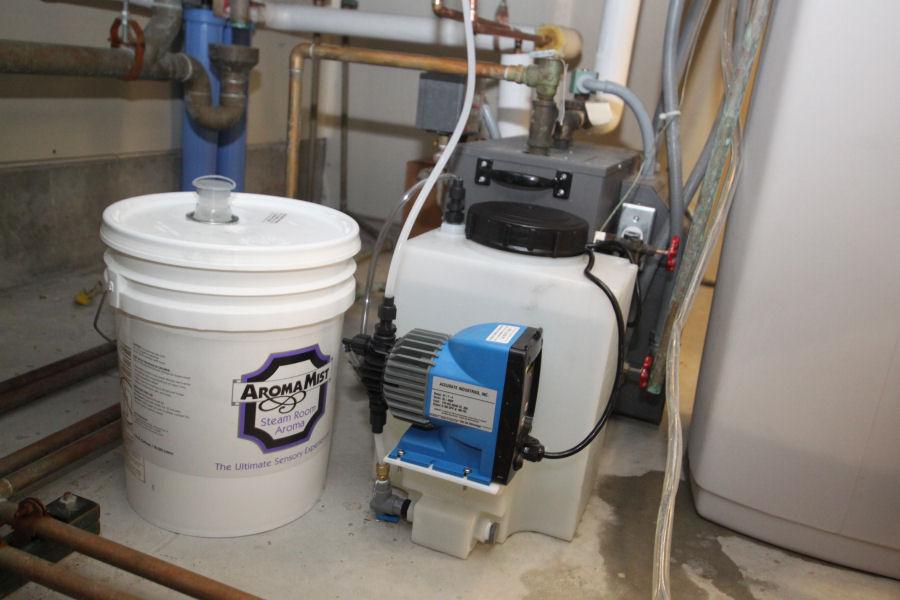 AromaMist Pump with 5 Gallon Tank