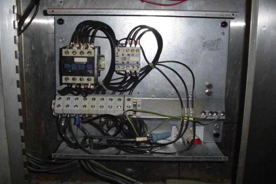 Inside of Tylo 1RB Contactor Box 